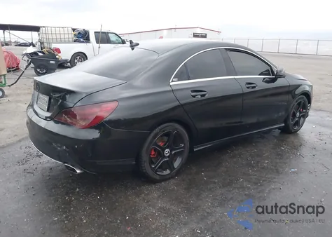 2014 Mercedes-Benz Cla 250 4Matic z USA, uszkodzony, nr VIN WDDSJ4GB2EN110178